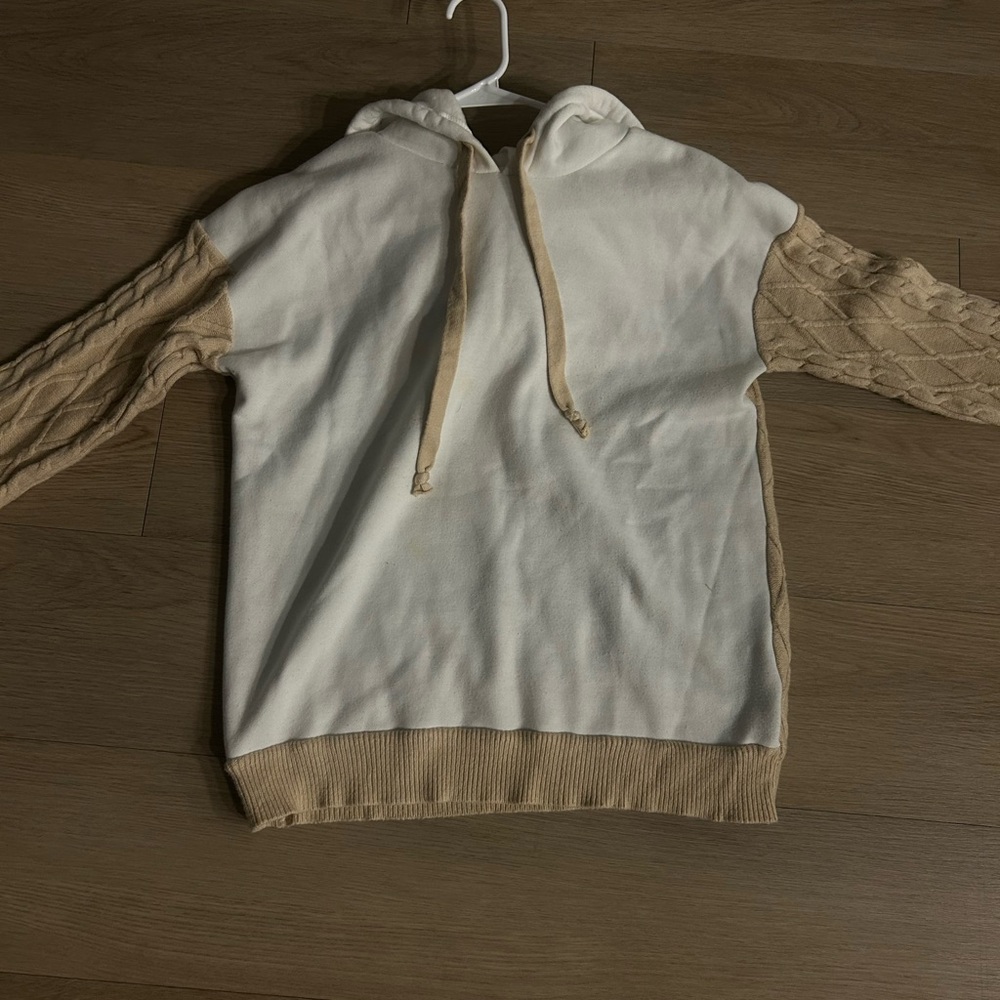 Hem & Thread Cream and Tan Sweatshirt